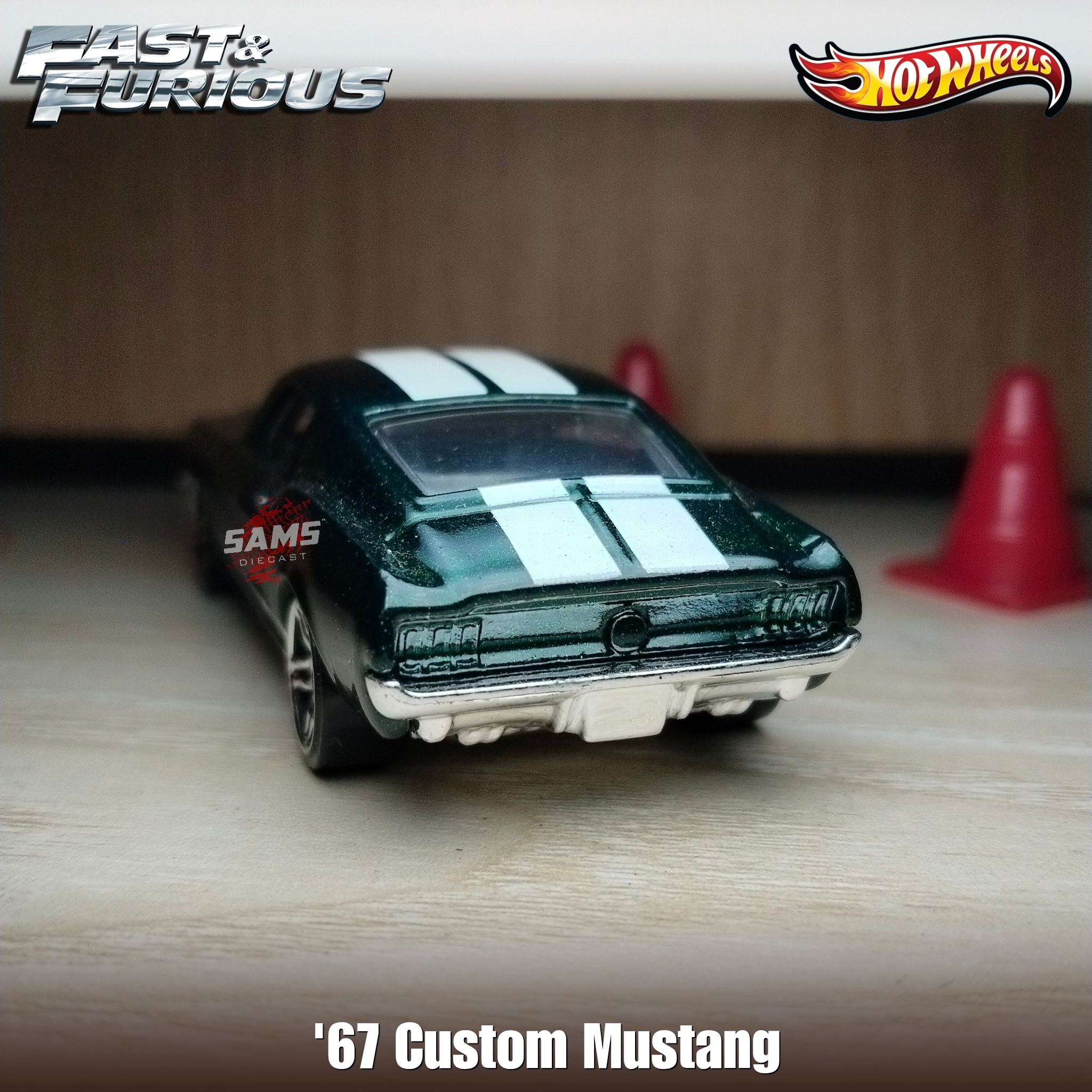 Hot Wheels '67 Custom Mustang 1:64 Fast & Furious (Loose) thumbnail 3