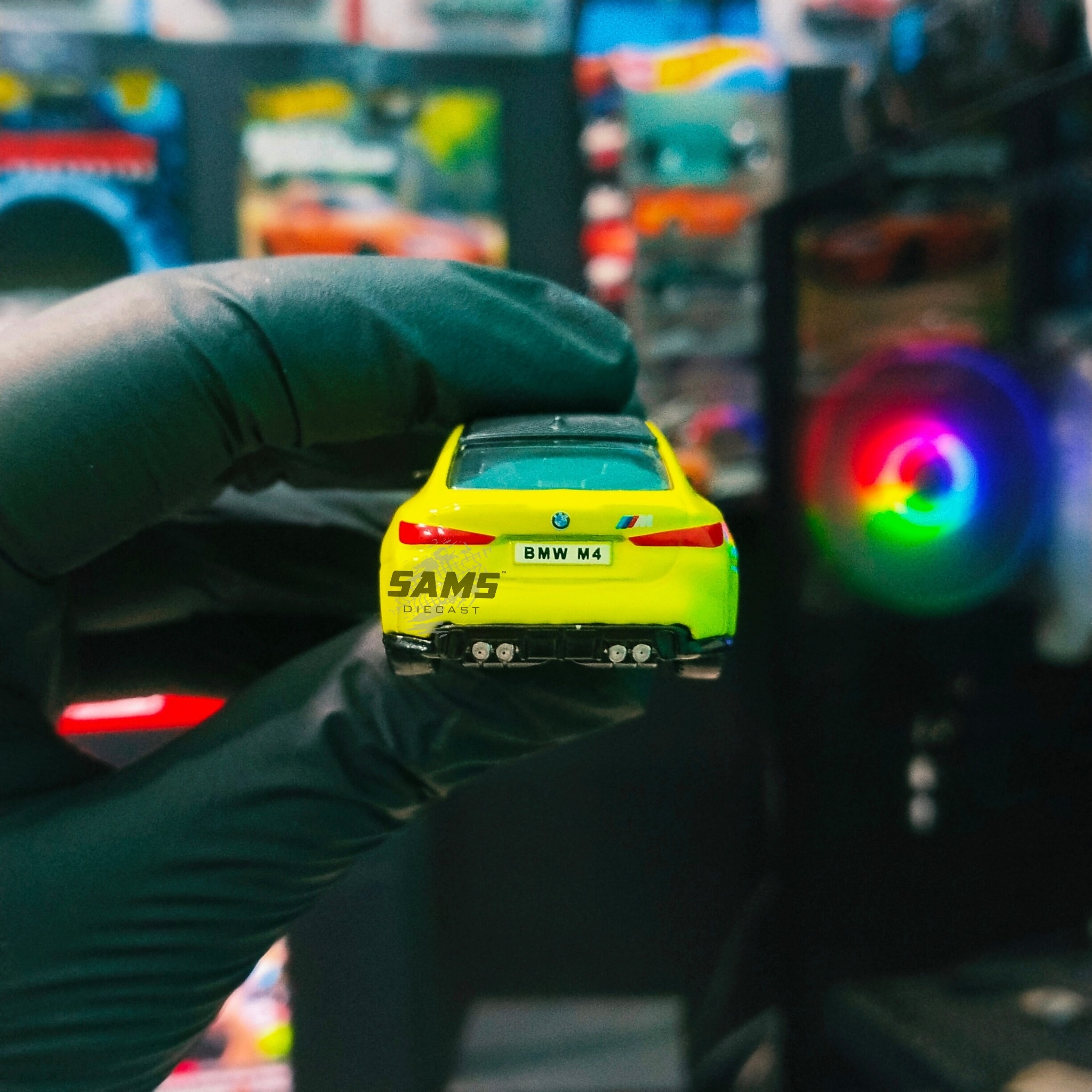 Pre-order || BMW M4_img_2