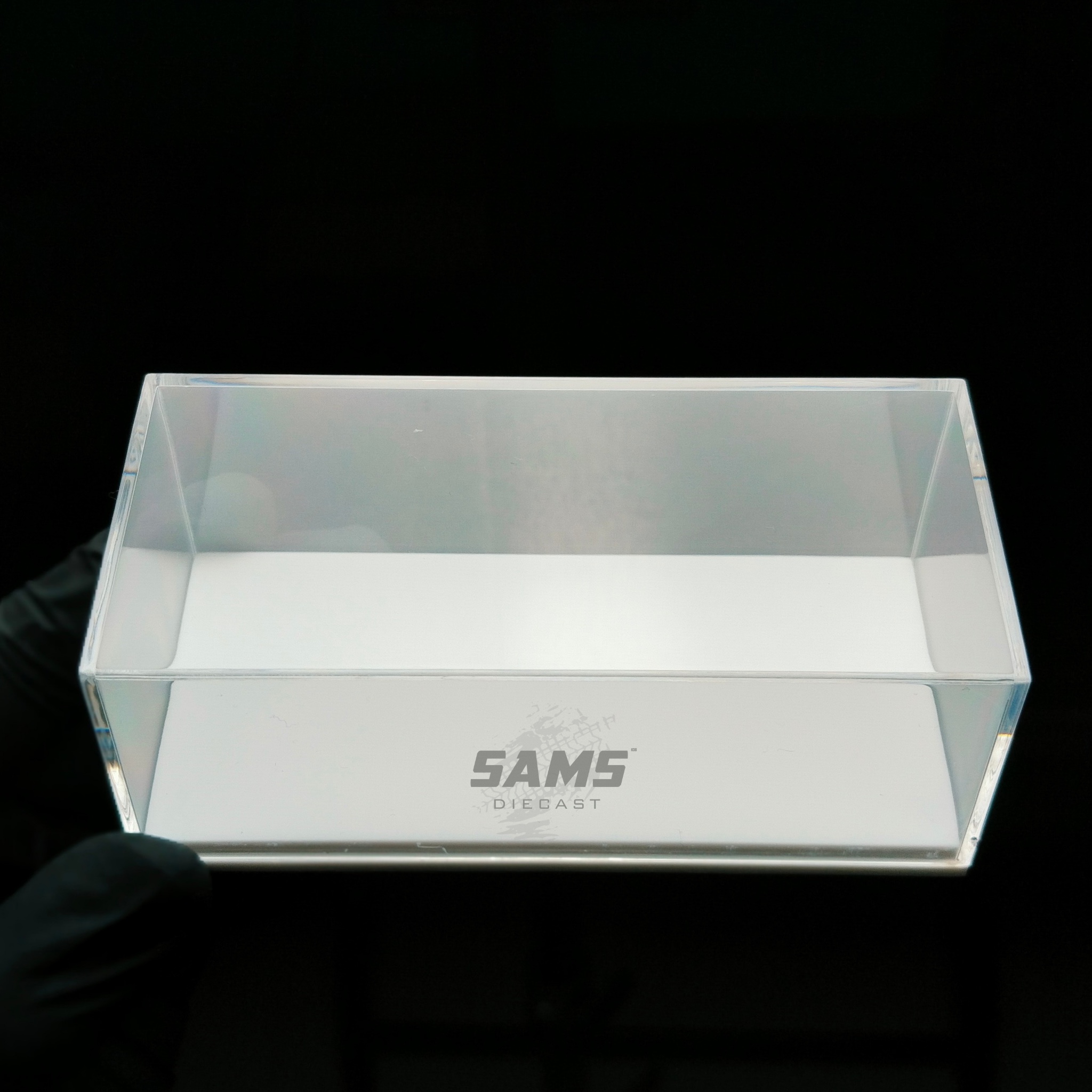 Pre-order || 1:64 Clear Acrylic Display Box - White Base