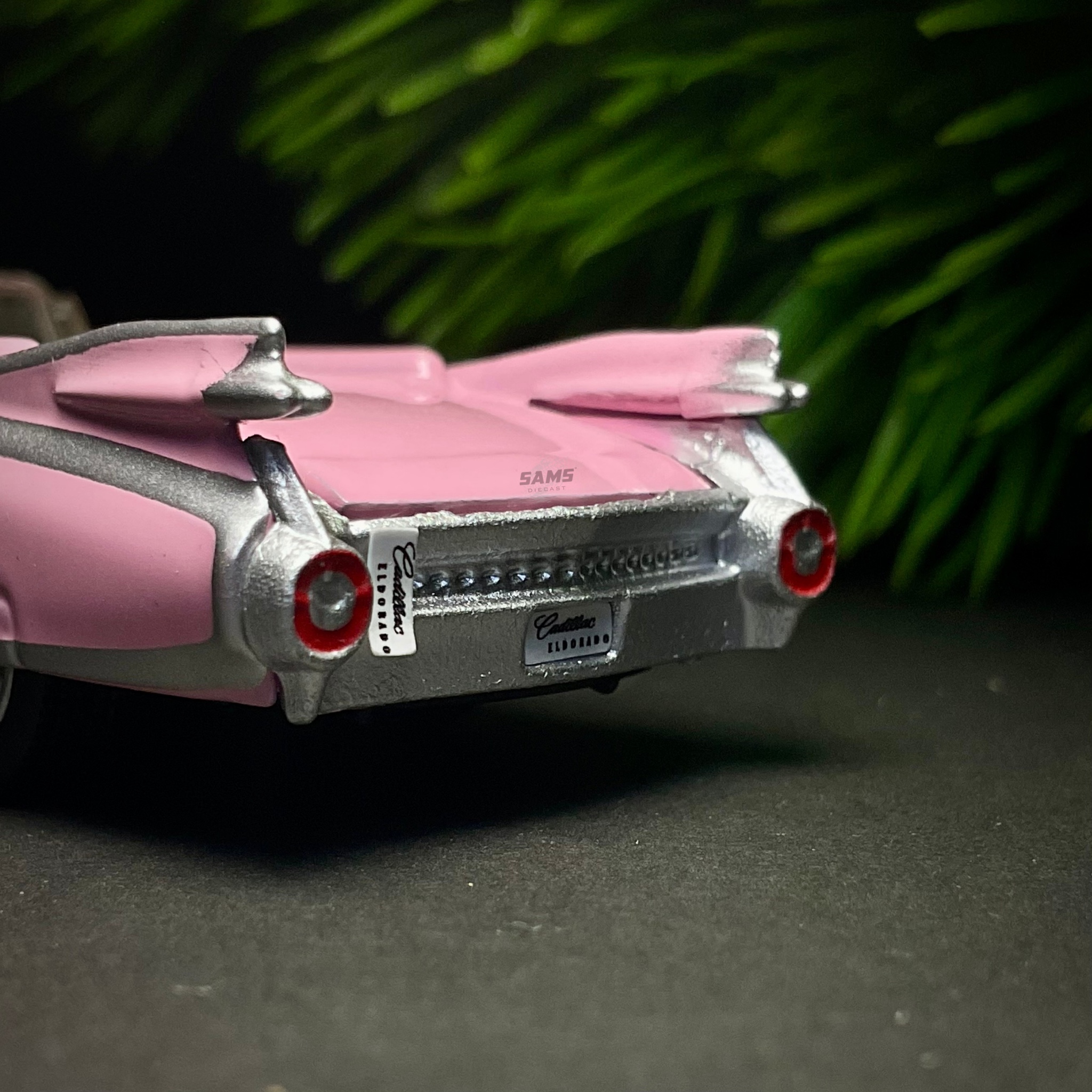 Bburago 1959 Cadillac Eldorado Biarritz thumbnail 7