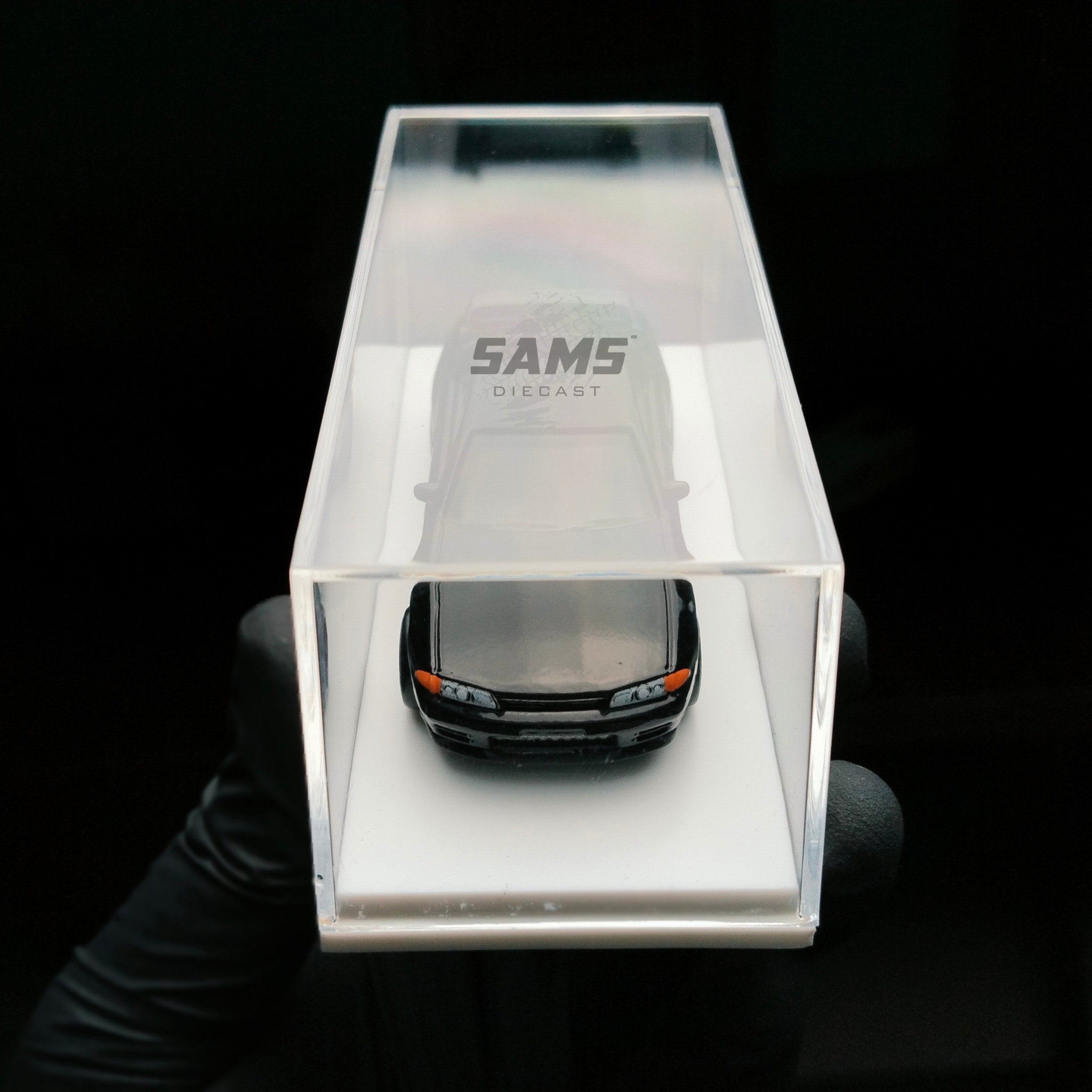 Pre-order || 1:64 Clear Acrylic Display Box - White Base_img_2
