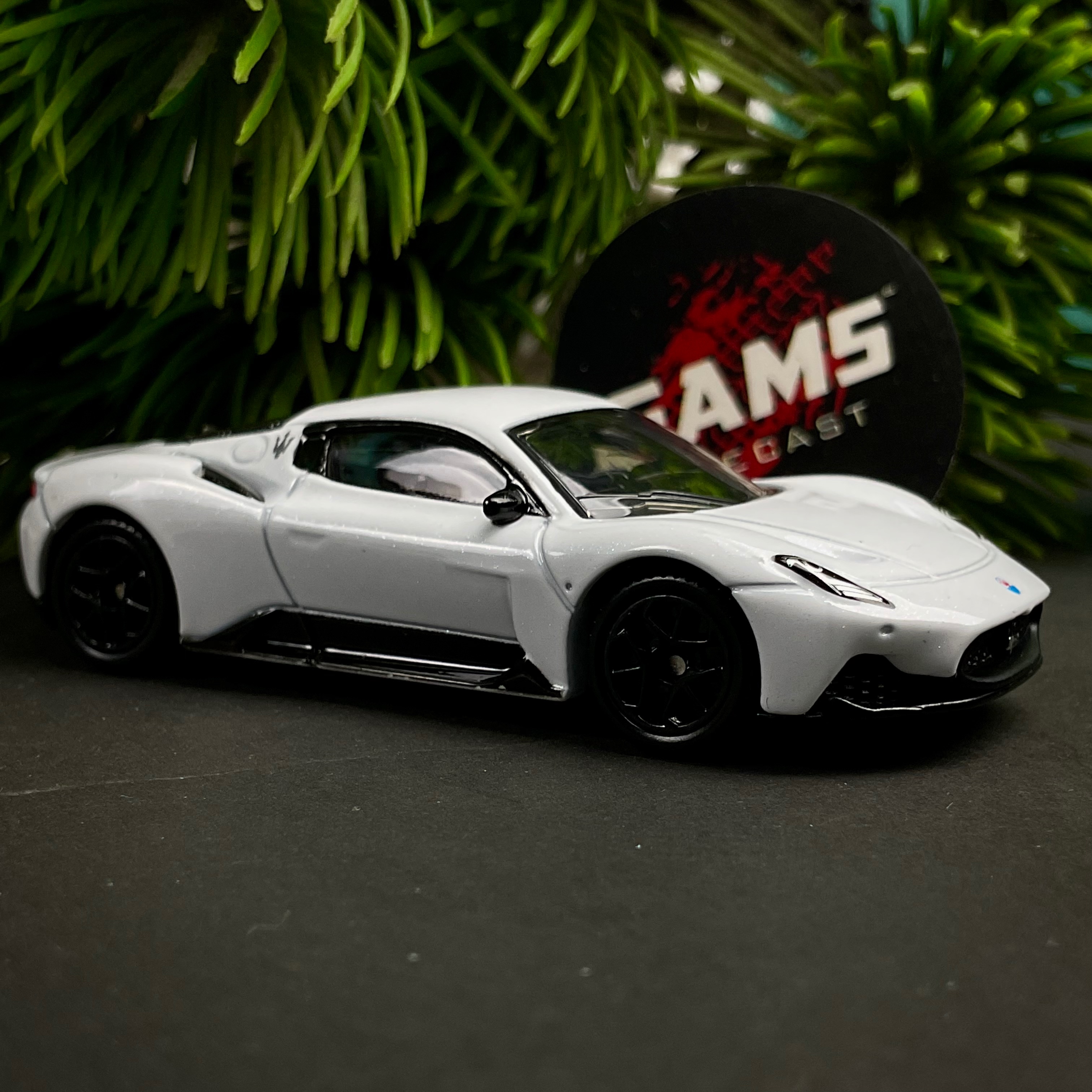 Pre-order || Need For Speed Maserati MC20 thumbnail 2