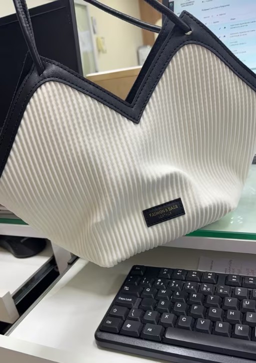 Review image 1