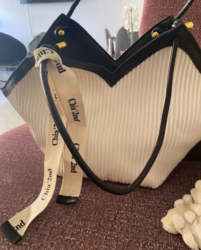 Review image 1