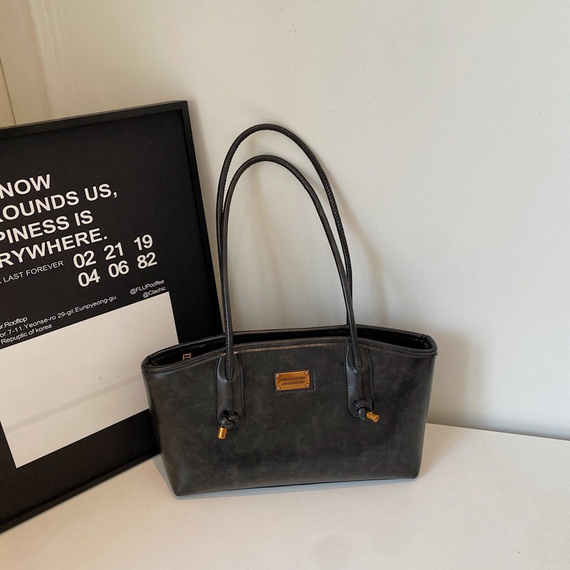 Retro Women’s Shoulder Tote Bag  Stylish College Student & Commuter Handbag