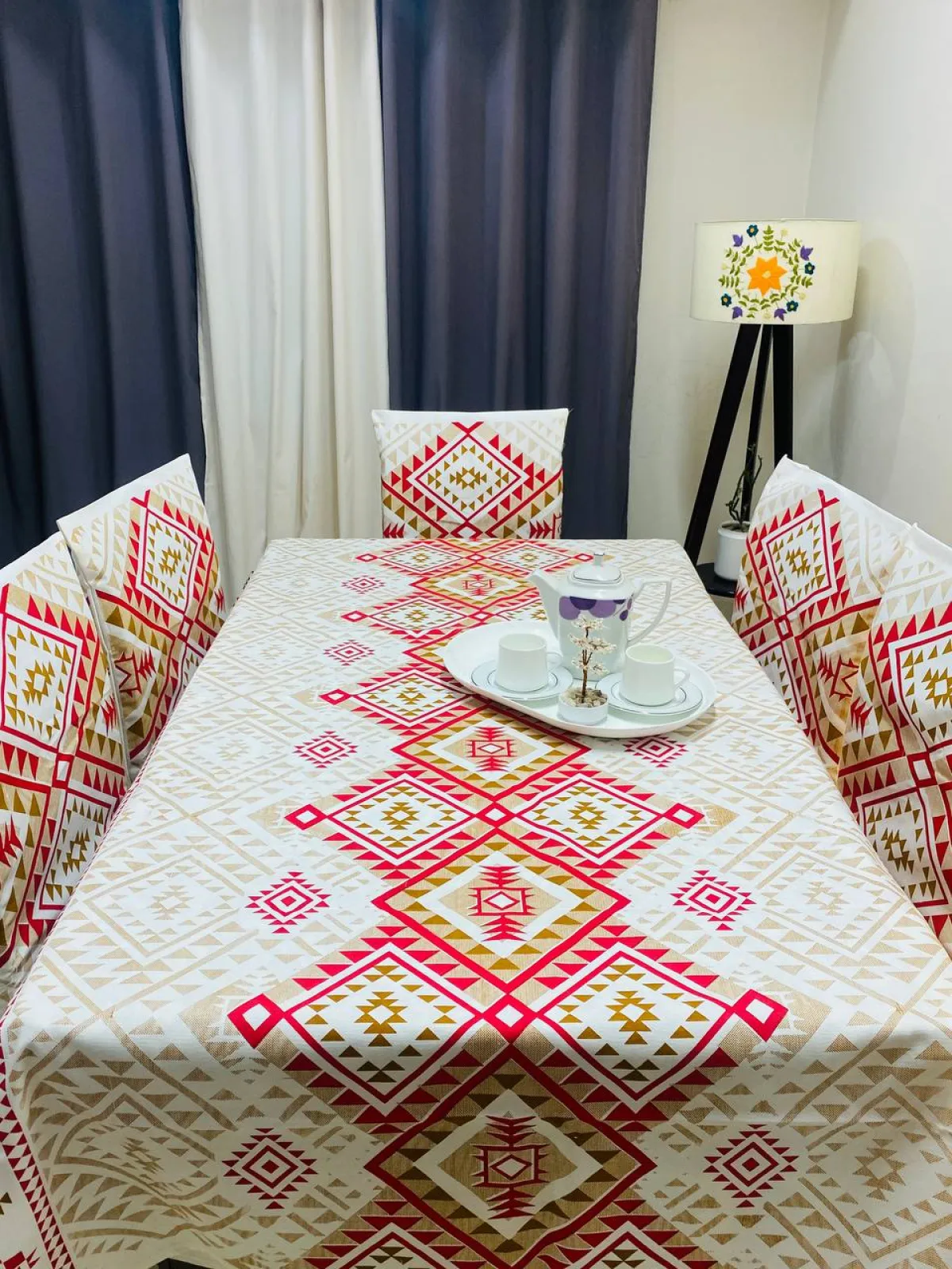 Laboni (লাবণী) - Hand Made Block Pattern Table Cloth