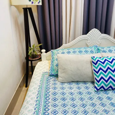 Joya – Premium Traditional Block Bedsheet & Pillow Covers_img_1