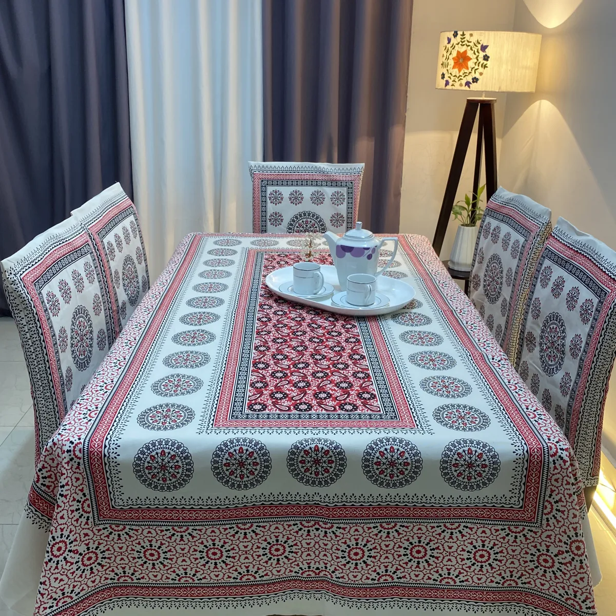 Sraboni (শ্রাবনী) - Hand Made Block Pattern Table Cloth