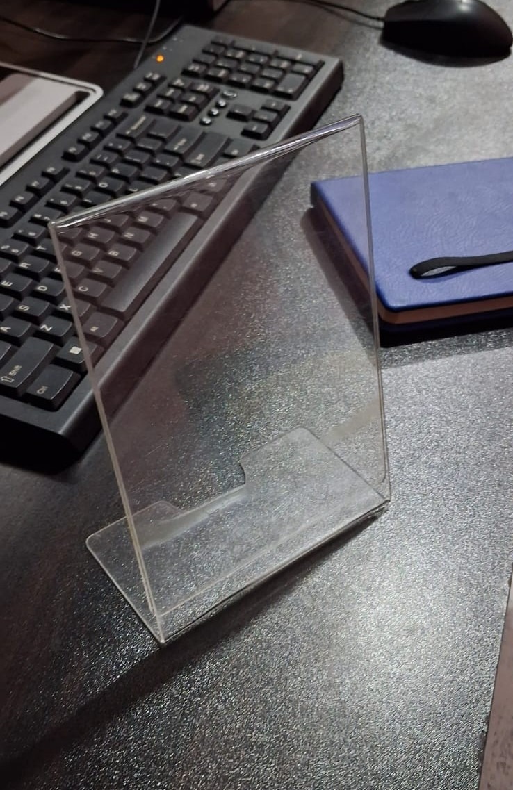 5 × 7 Inch Acrylic Display stand thumbnail 2