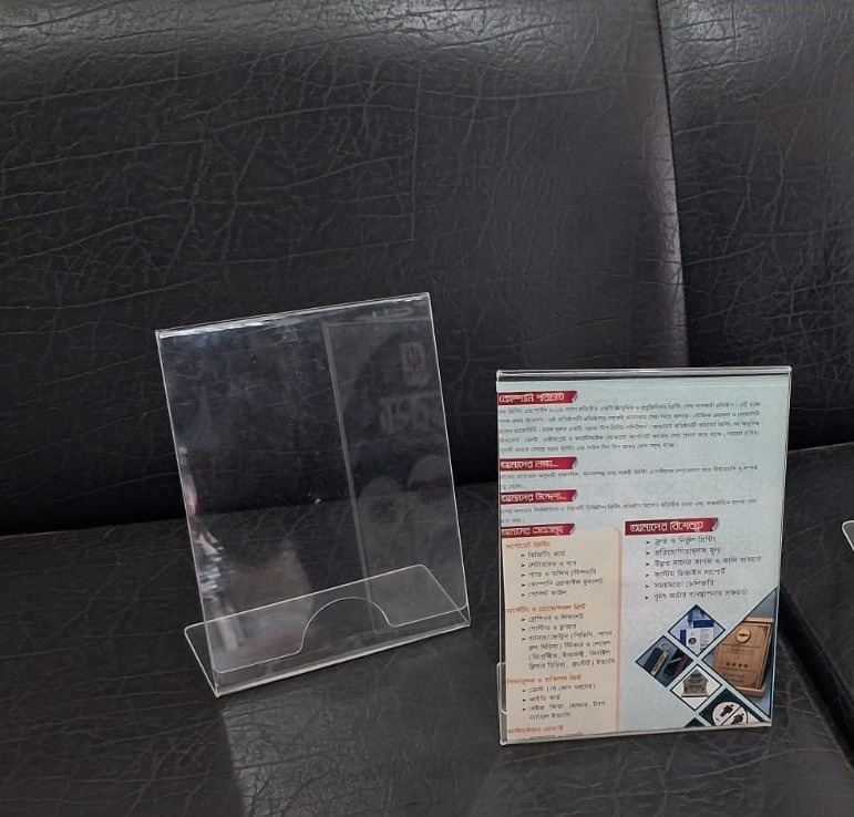 5 × 7 Inch Acrylic Display stand thumbnail 3