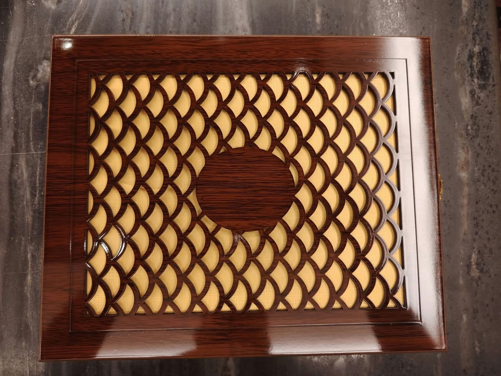 Wooden Laser Box Crest - Model thumbnail 15