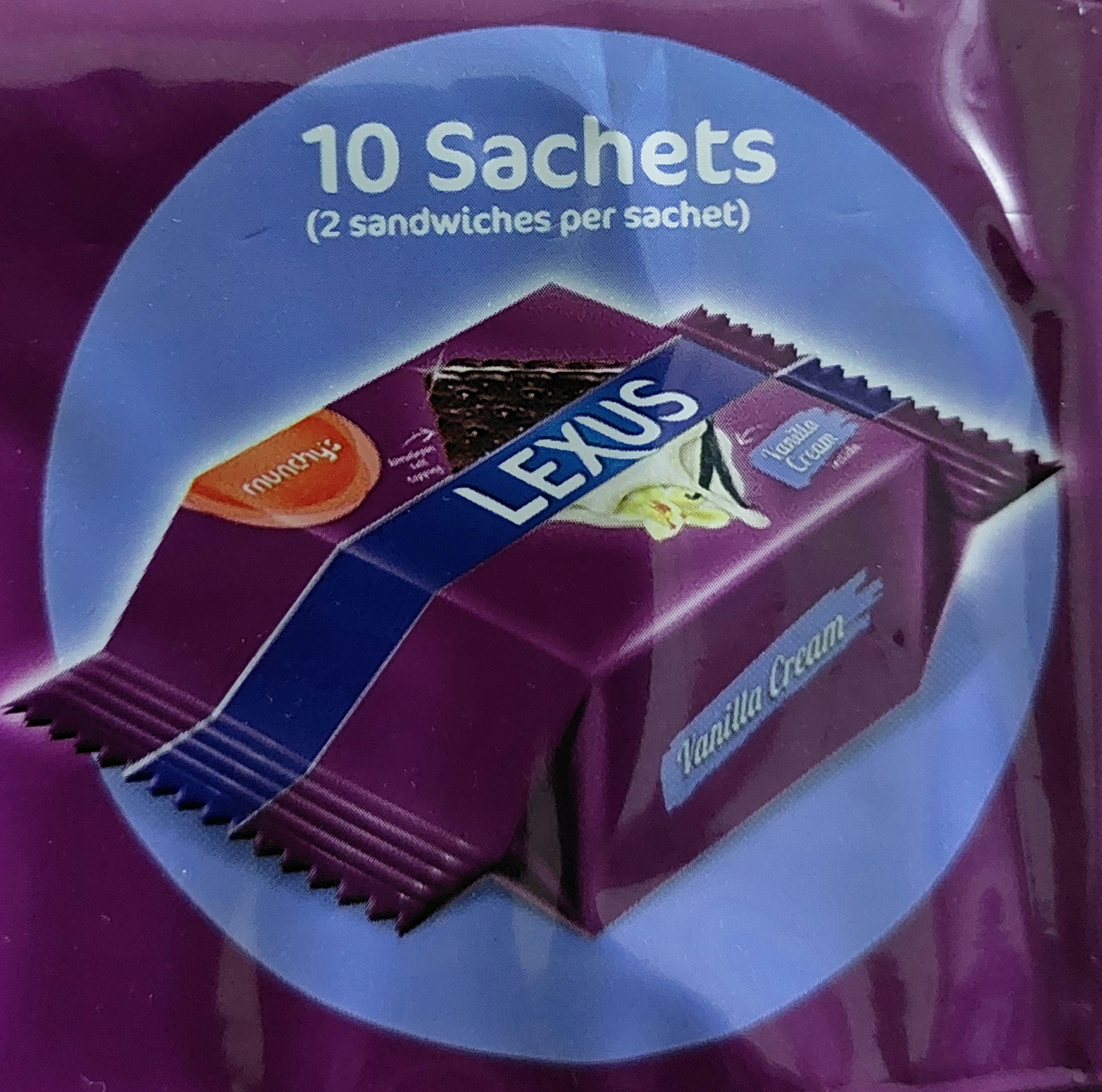 Munchy's Lexus Salted Chocolate Biscuit Sandwich with Vanilla Cream 190g_img_1