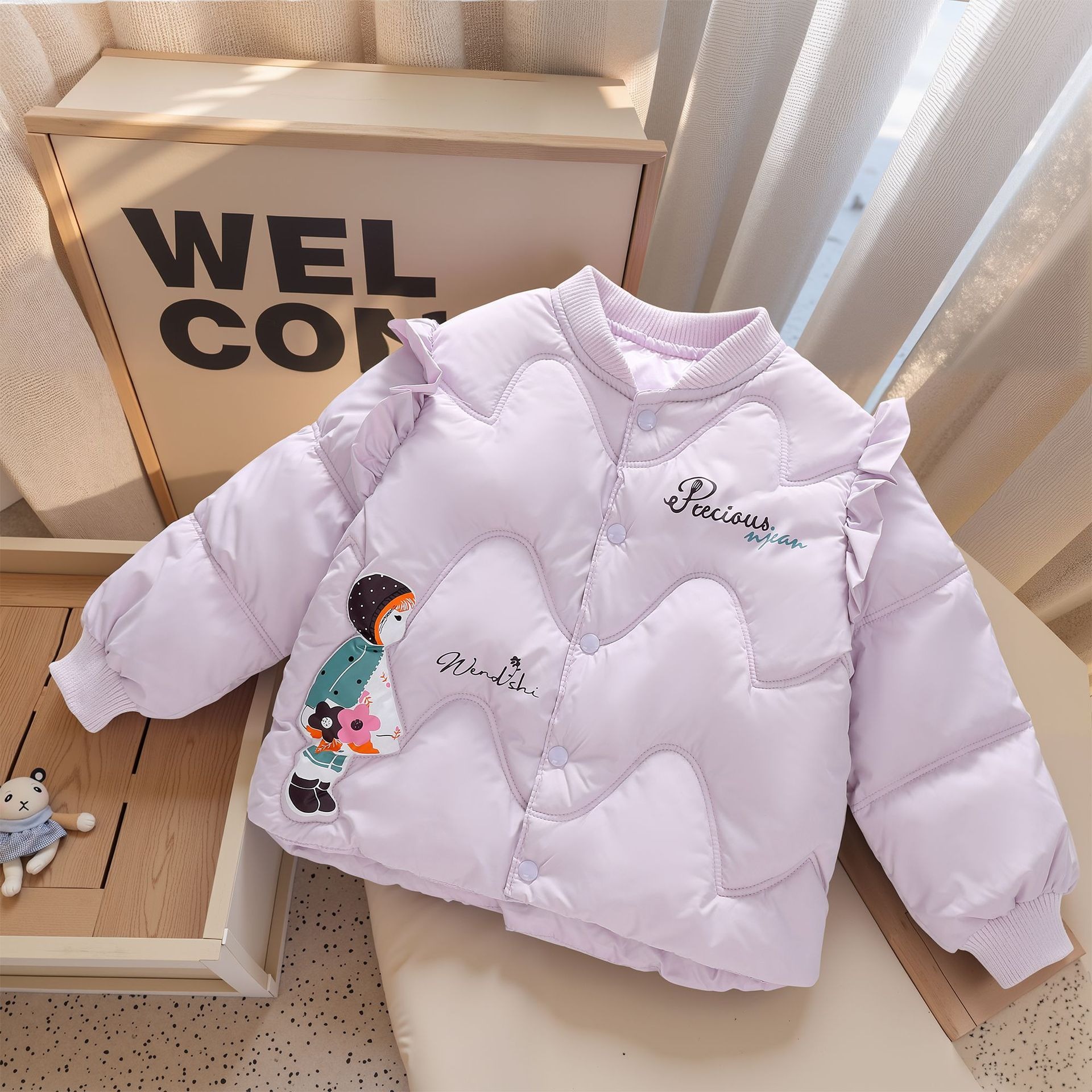 New Style Children's Lightweight down Jacket with Cotton Lining for Girls