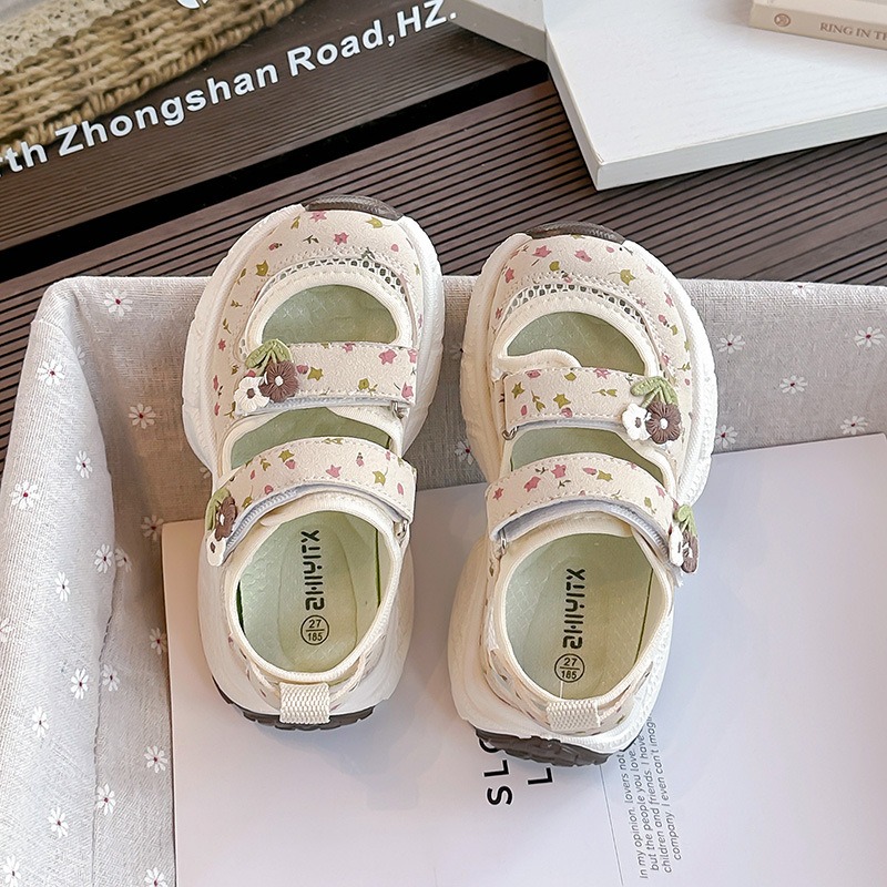 Breathable Sneakers with Velcro for Little Girls thumbnail 2