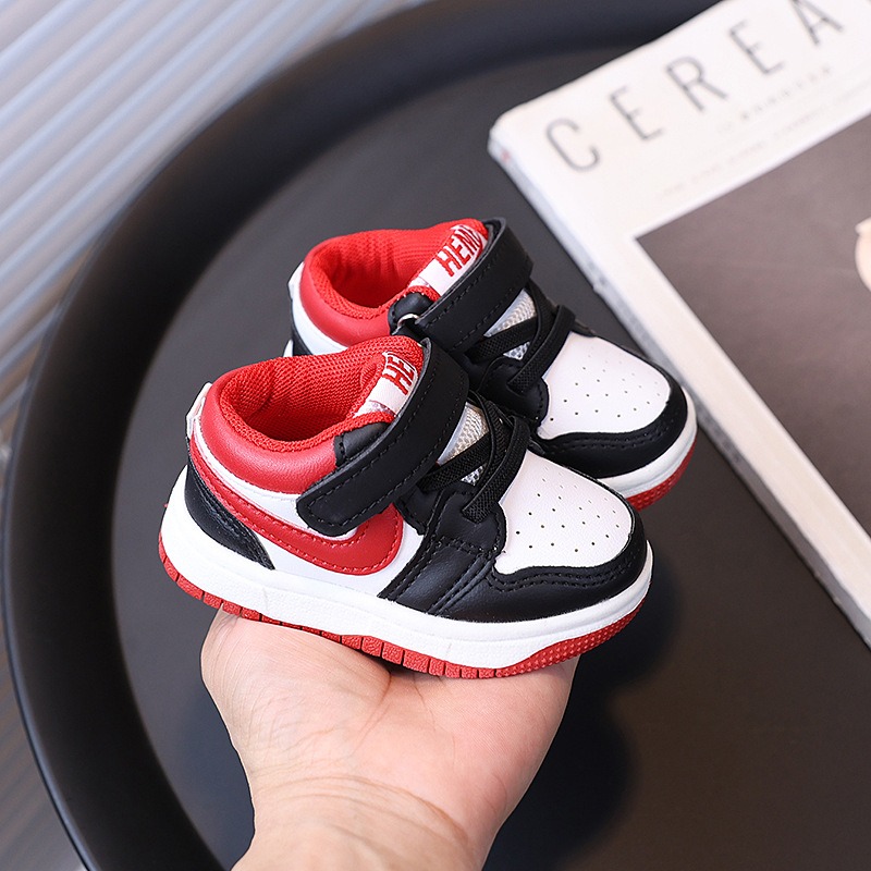 Children's Sports Shoes for Boys and Girls thumbnail 4