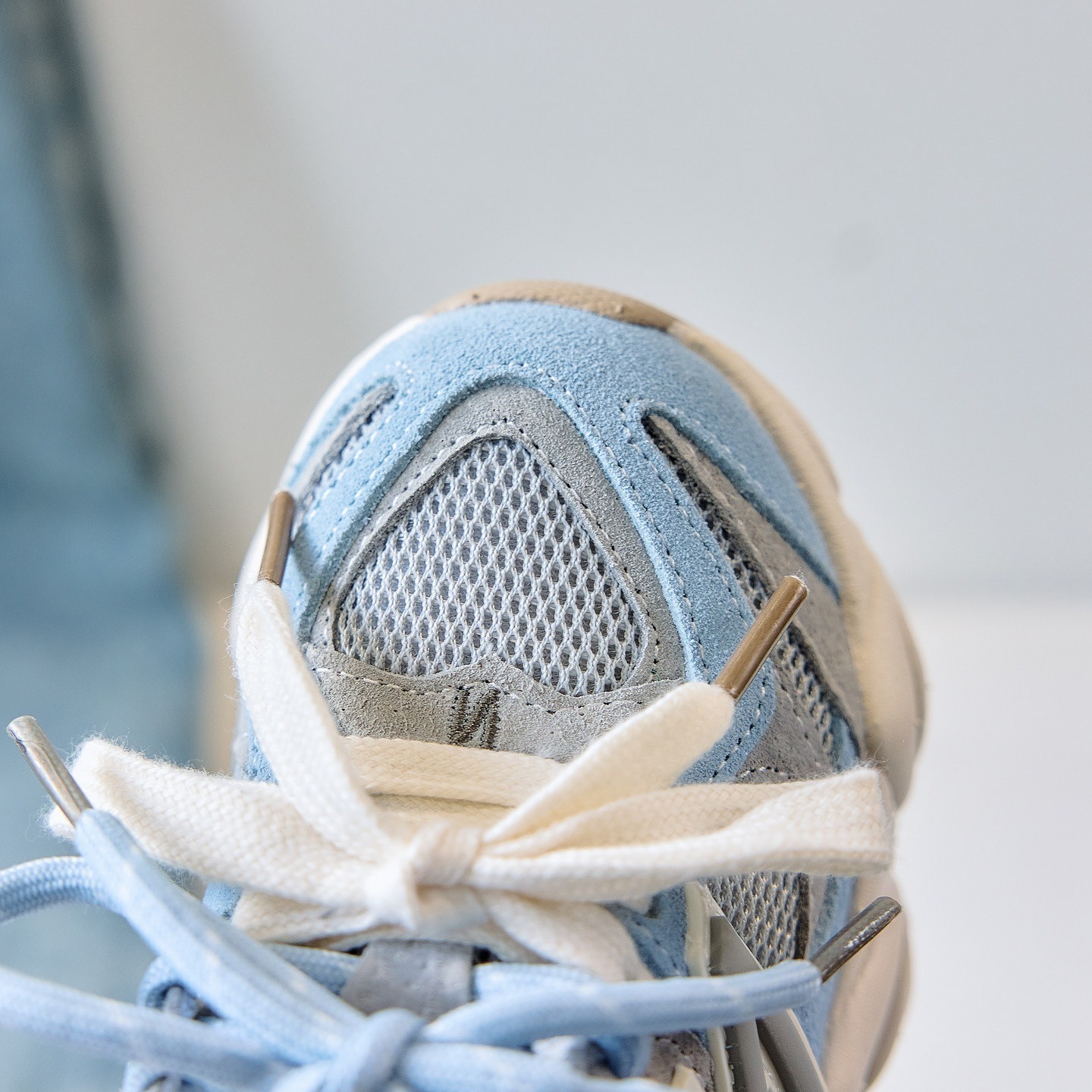 Mesh lightweight soft-soled running shoes N-shaped children's sports shoes thumbnail 9