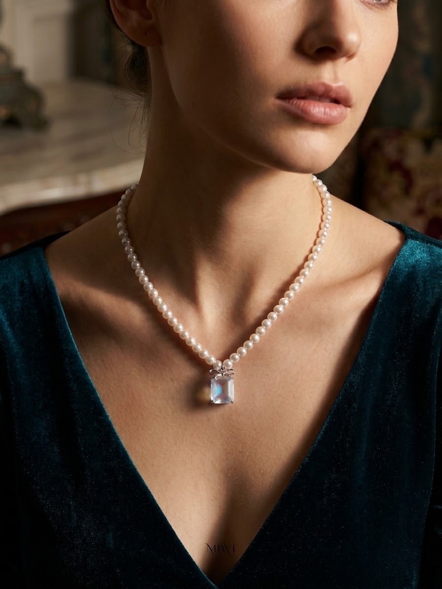 Opal Square Crystal Pearl Necklace 💎