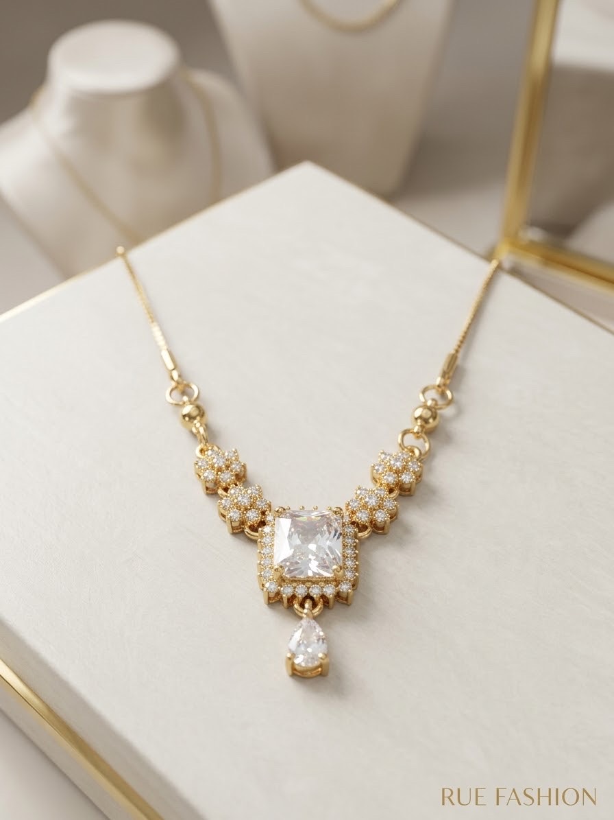 Radiant Solitaire Gold Choker 👑
