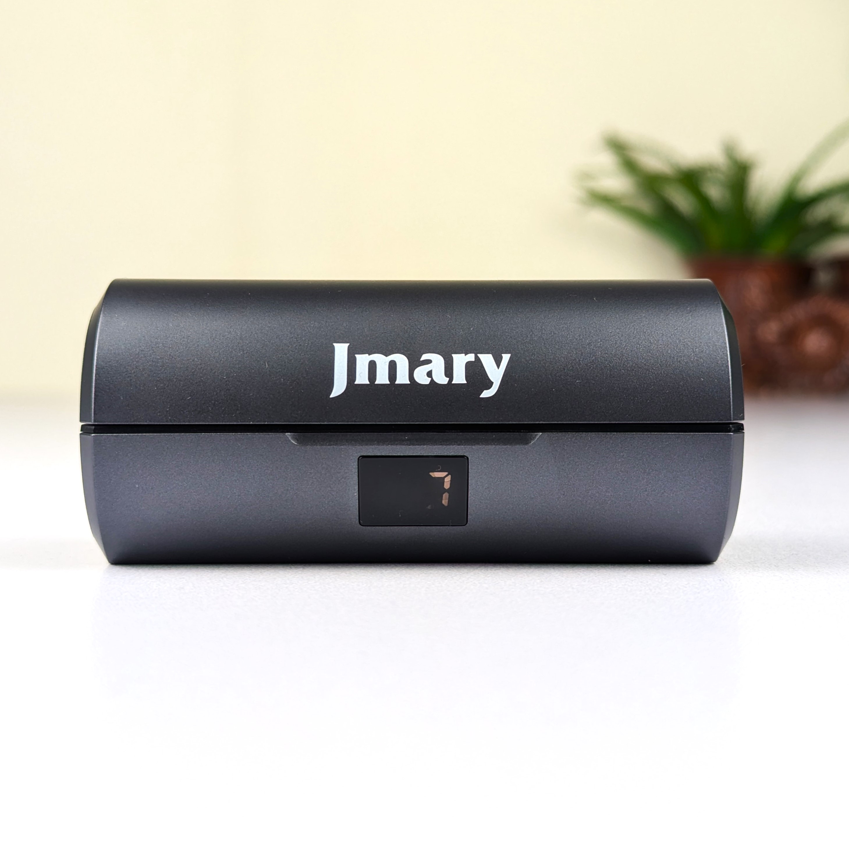 Jmary MW-19 Dual Wireless Lavalier Microphone – 2.4GHz Clip-On Mic with Smart Charging Case, Digital Display, Noise Cancellation & Mute Mode for Vlogging & Interviews_img_3