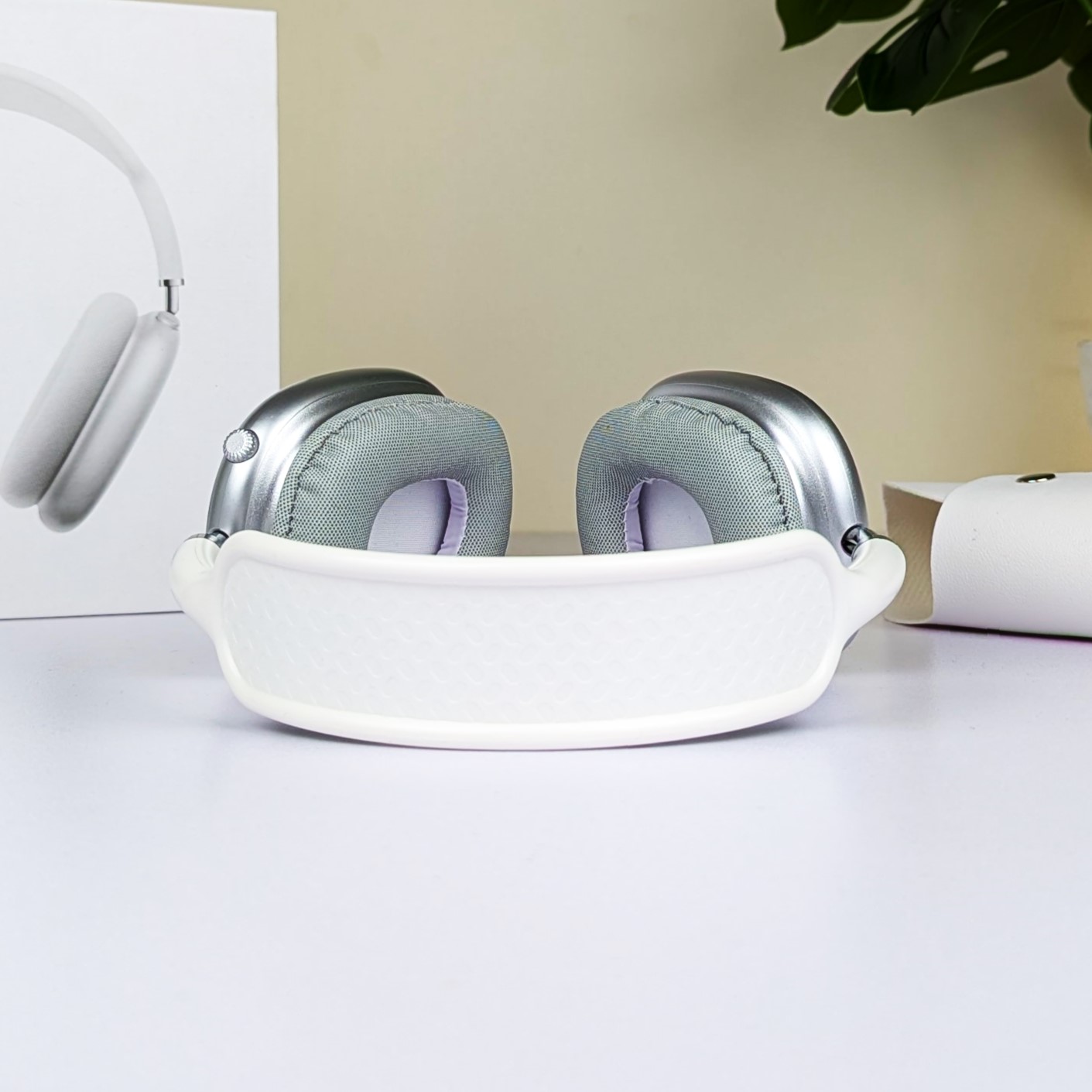 AirPods Max Wireless Over-Ear Headset (Premium Master Copy) – Model A2098 with Active Noise Cancellation, Spatial Audio & Long Battery Life_img_4