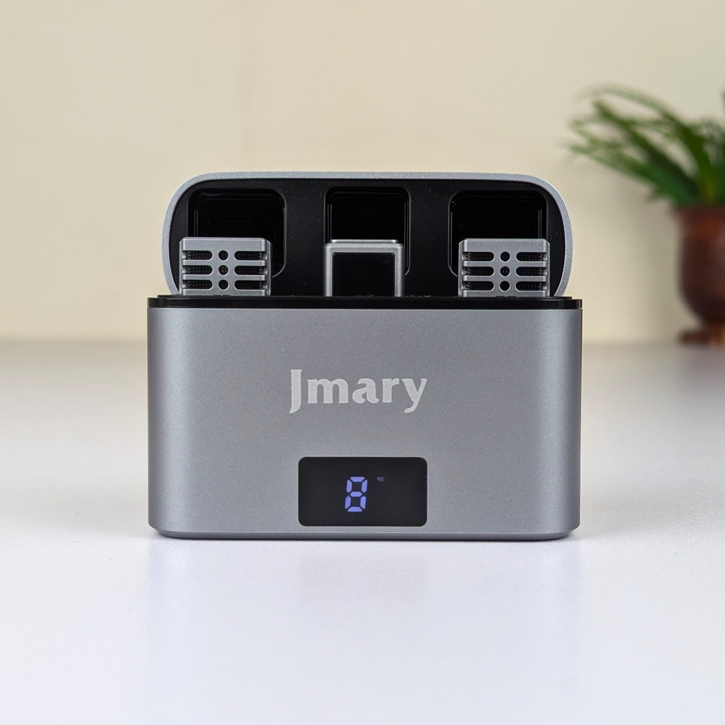 Jmary MW-15 2.4G Dual Wireless Lavalier Microphone – Type-C Plug & Play Mic with 48H Battery Charging Case, 20M Range & Low Latency for Mobile Vlogging & Interviews_img_5