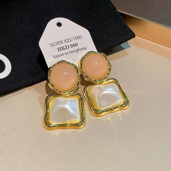 Elegant Square Drop Statement Earrings_img_2