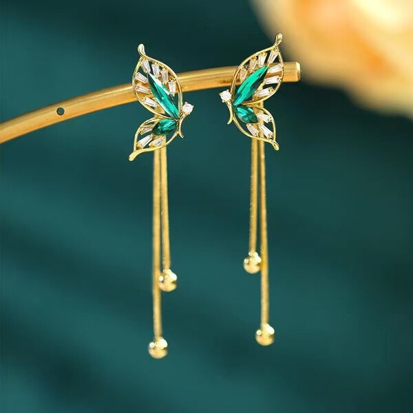 Royal Emerald Butterfly Earrings_img_3