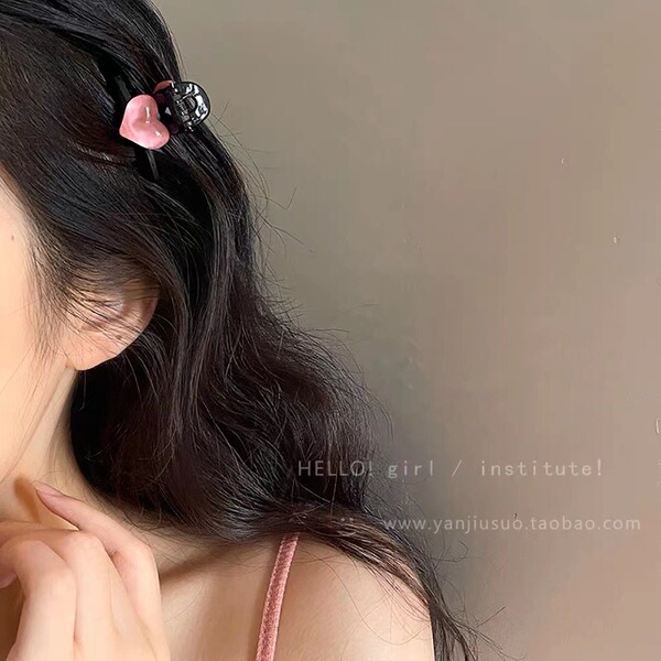 4 pcs Pink Heart Mini Hair Claw Clip Set-_img_2
