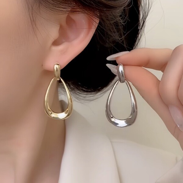Minimalist Teardrop Hollow Statement Earrings_img_0