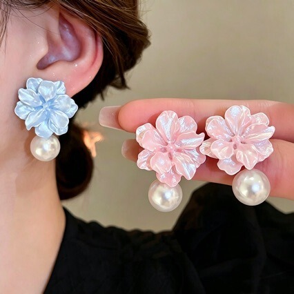 🌸 Elegant Floral Pearl Drop Earrings 🌸_img_0