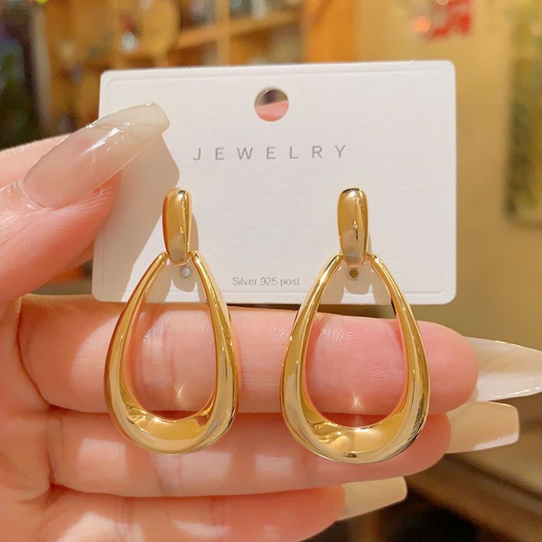 Minimalist Teardrop Hollow Statement Earrings