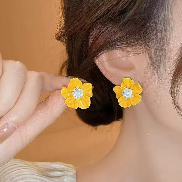 🌼 সানফ্লাওয়ার ব্লসম স্টাড ইয়াররিংস 🌼