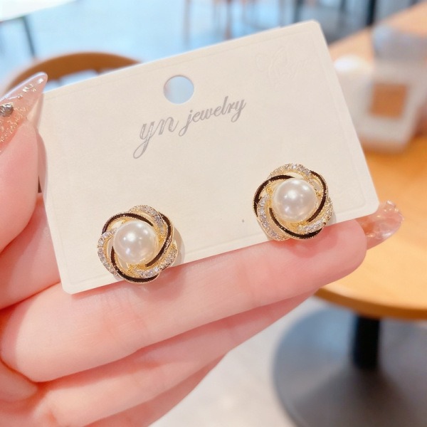 French zircon pearl earrings