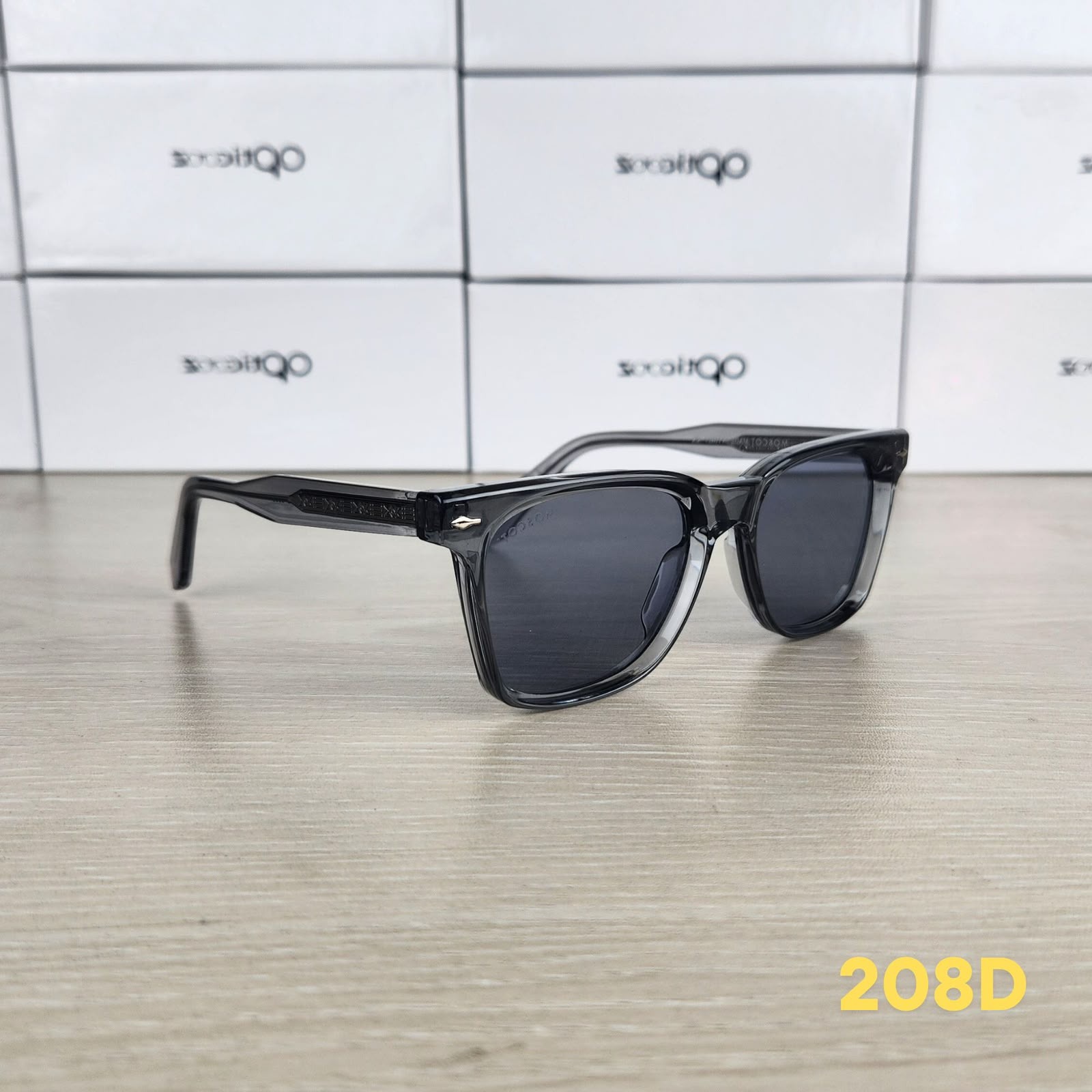 208 Classic Square Sunglass_img_4