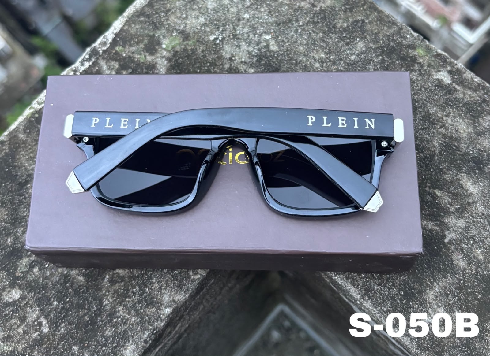 S-050A Luxury Square Fashion Sunglass_img_3