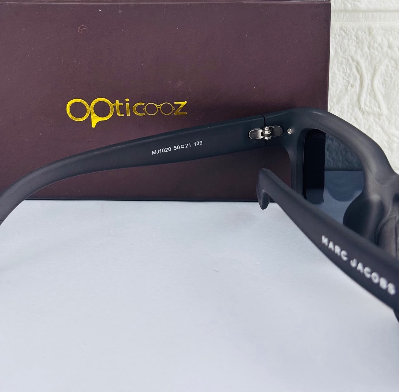 S-030B Premium Brand Sunglasses_img_3