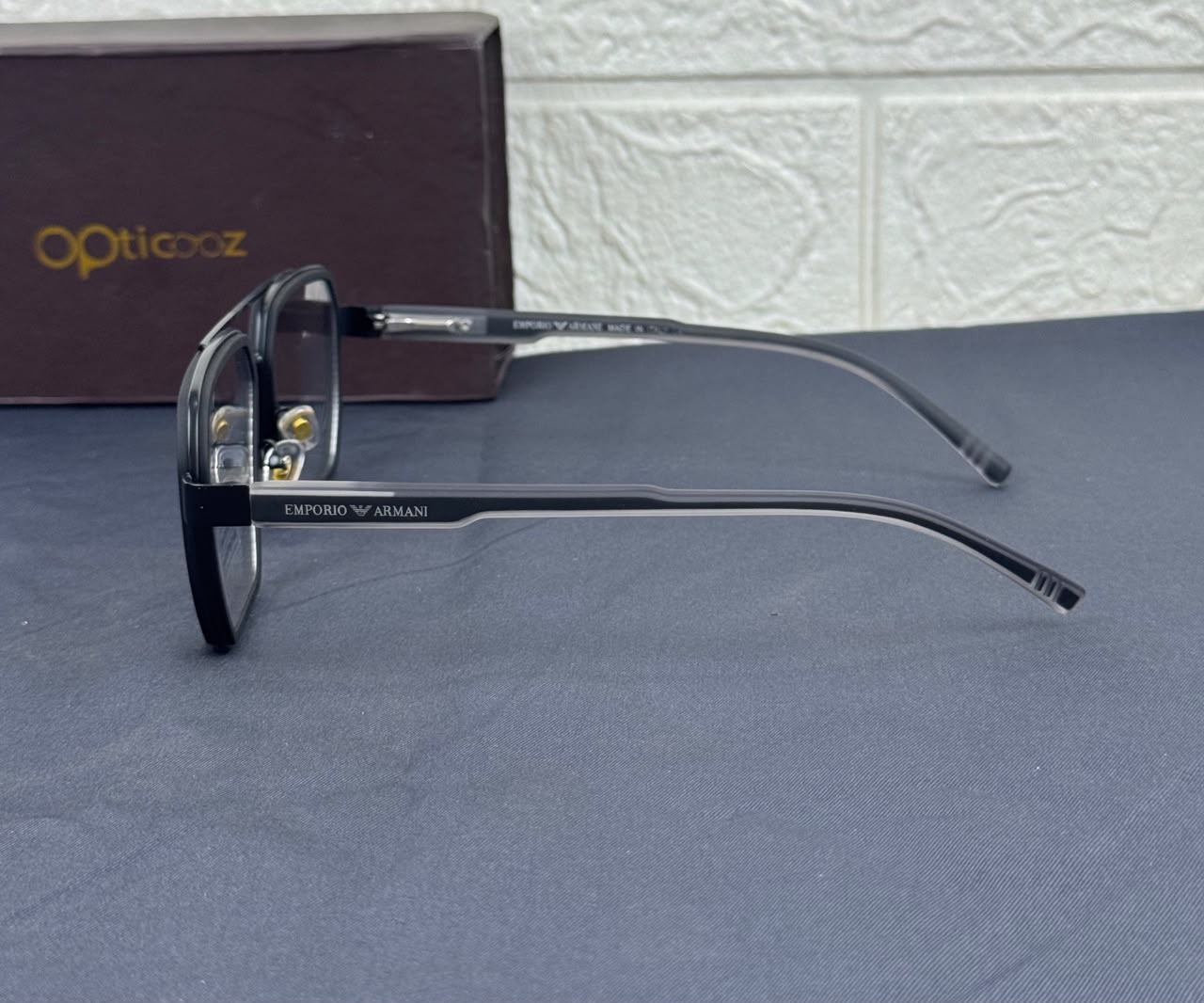 F-045A Premium Photochromic Blue Cut Eyeglass_img_7