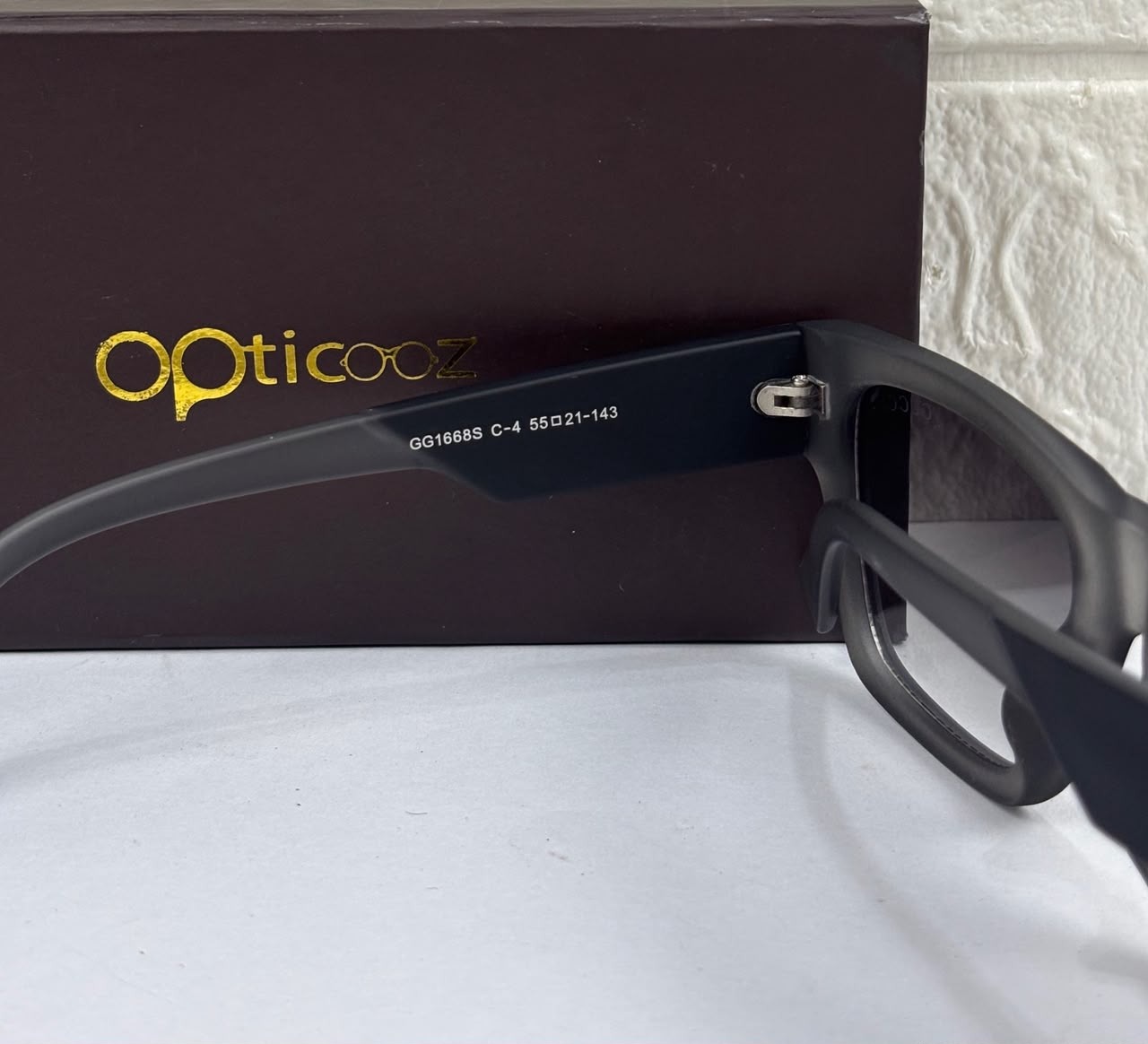 S-044B Unisex Luxury Fashion Sunglass_img_11