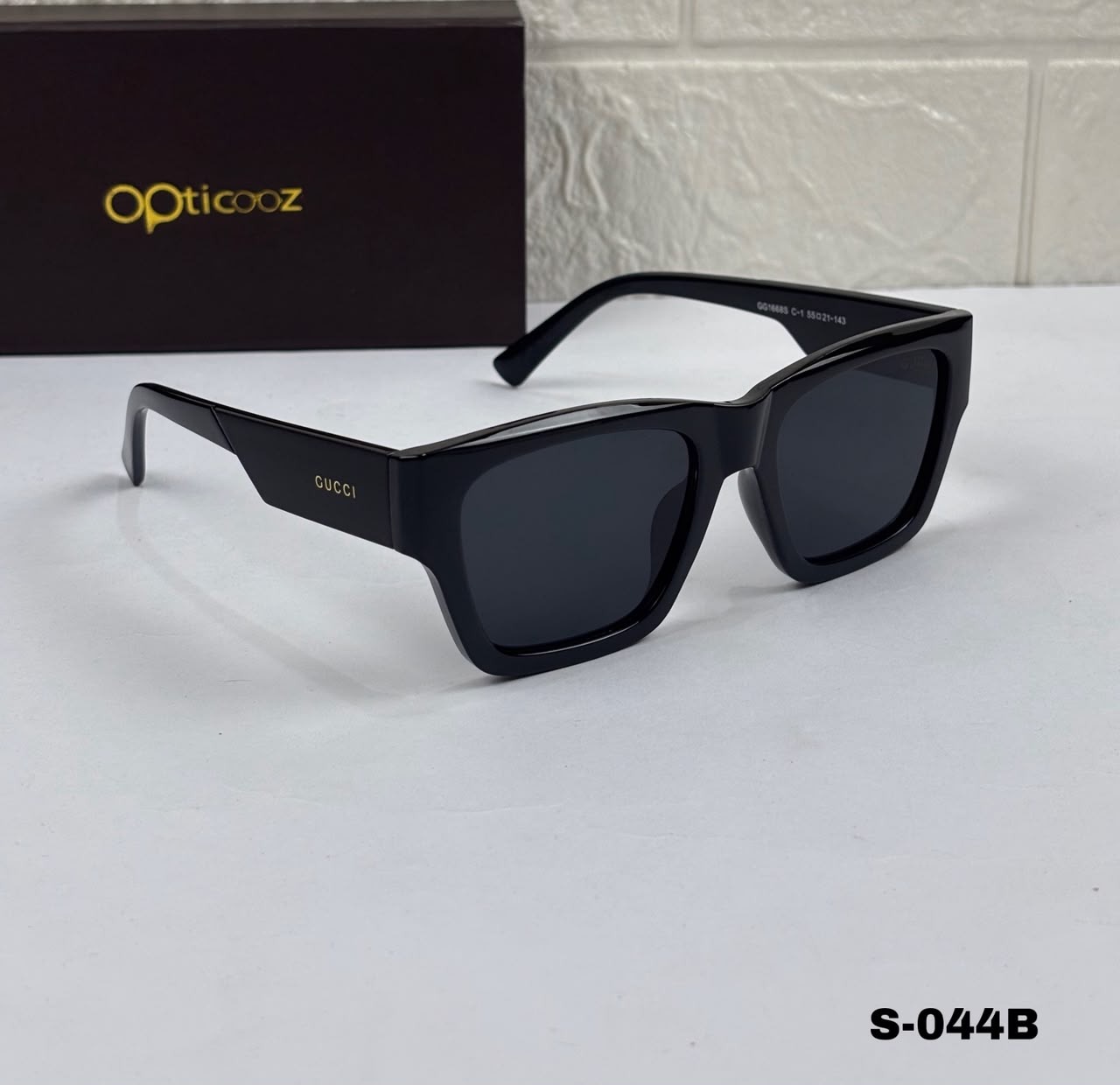 S-044B Unisex Luxury Fashion Sunglass_img_1