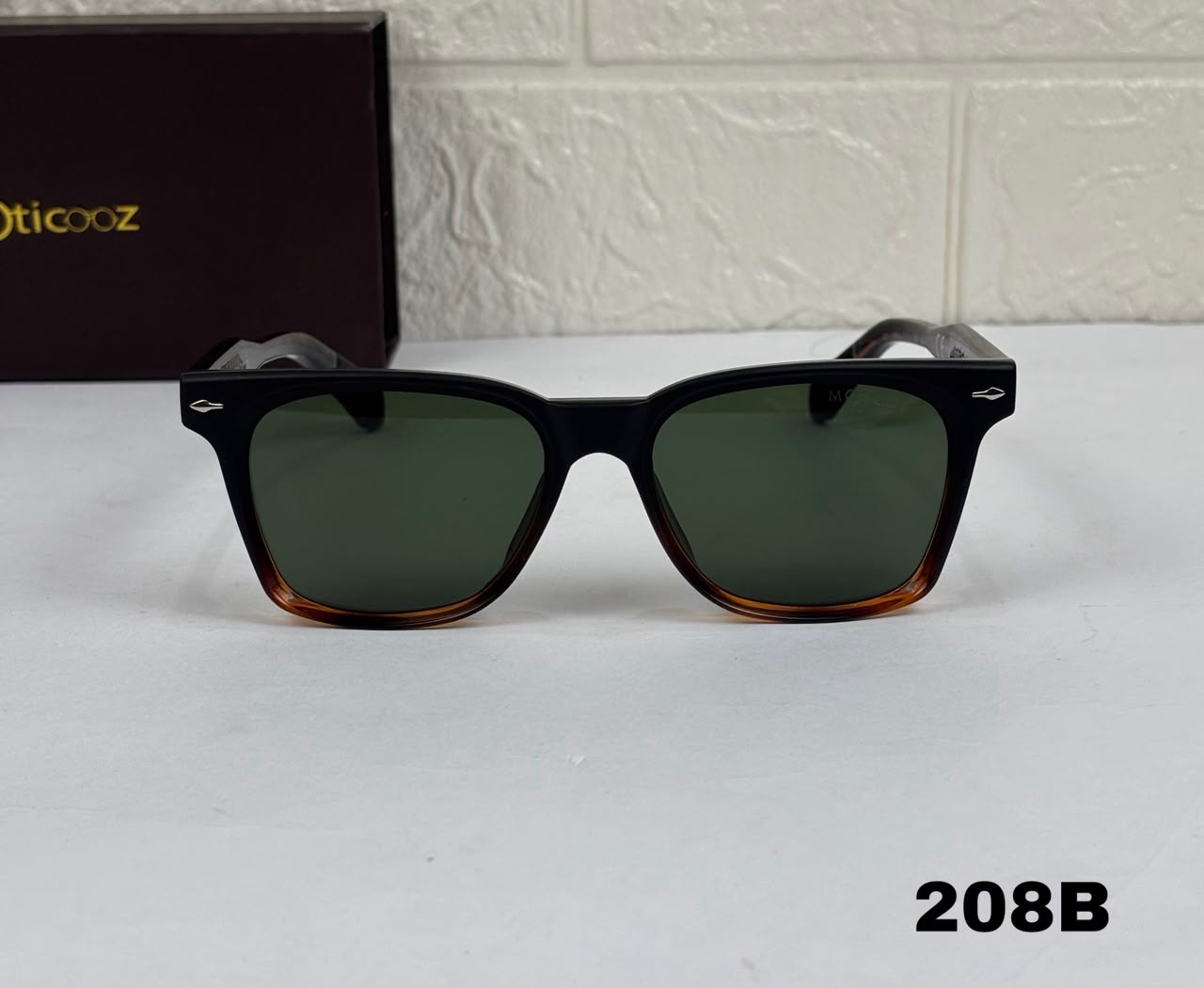 208 Classic Square Sunglass_img_6
