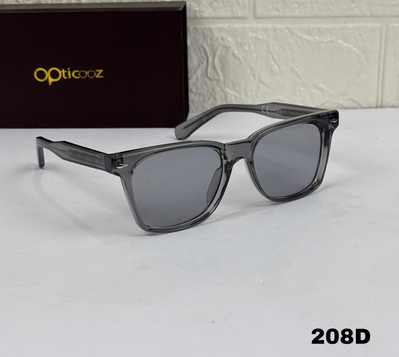 208 Classic Square Sunglass_img_2
