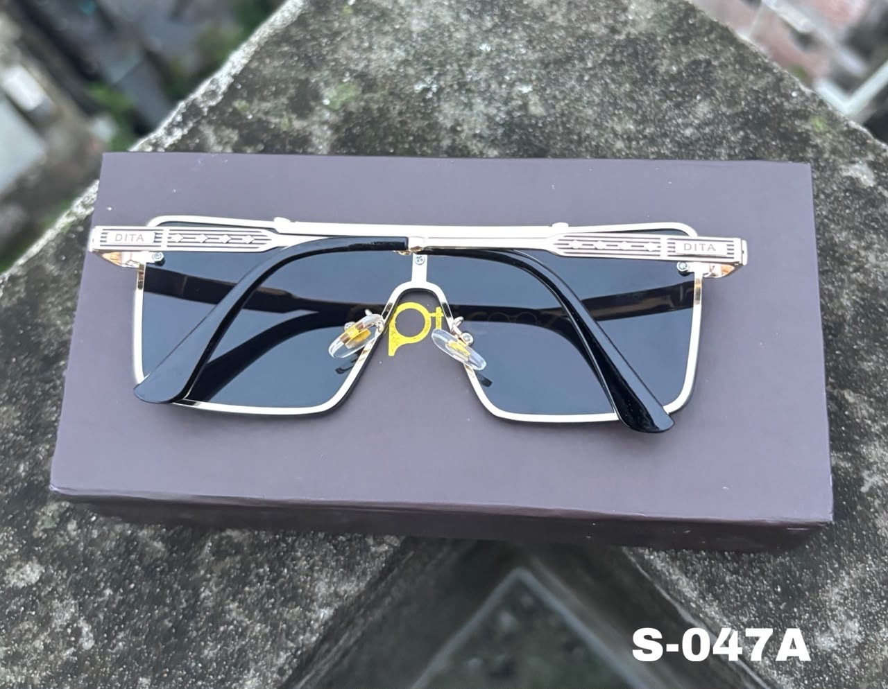 S-047A Luxury Rimless Oversized Shield Sunglass_img_2