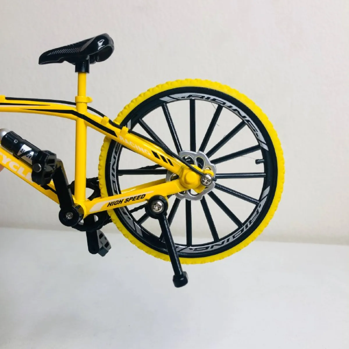 Big Off-Road 1:8 Scale Die-Cast By Cycle - Image 5