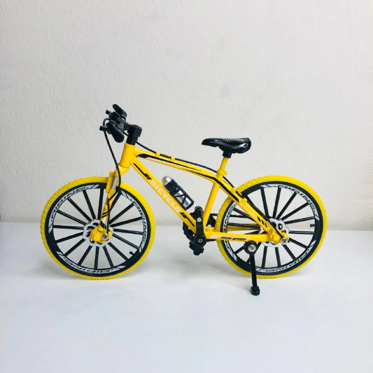 Big Off-Road 1:8 Scale Die-Cast By Cycle - Image 1