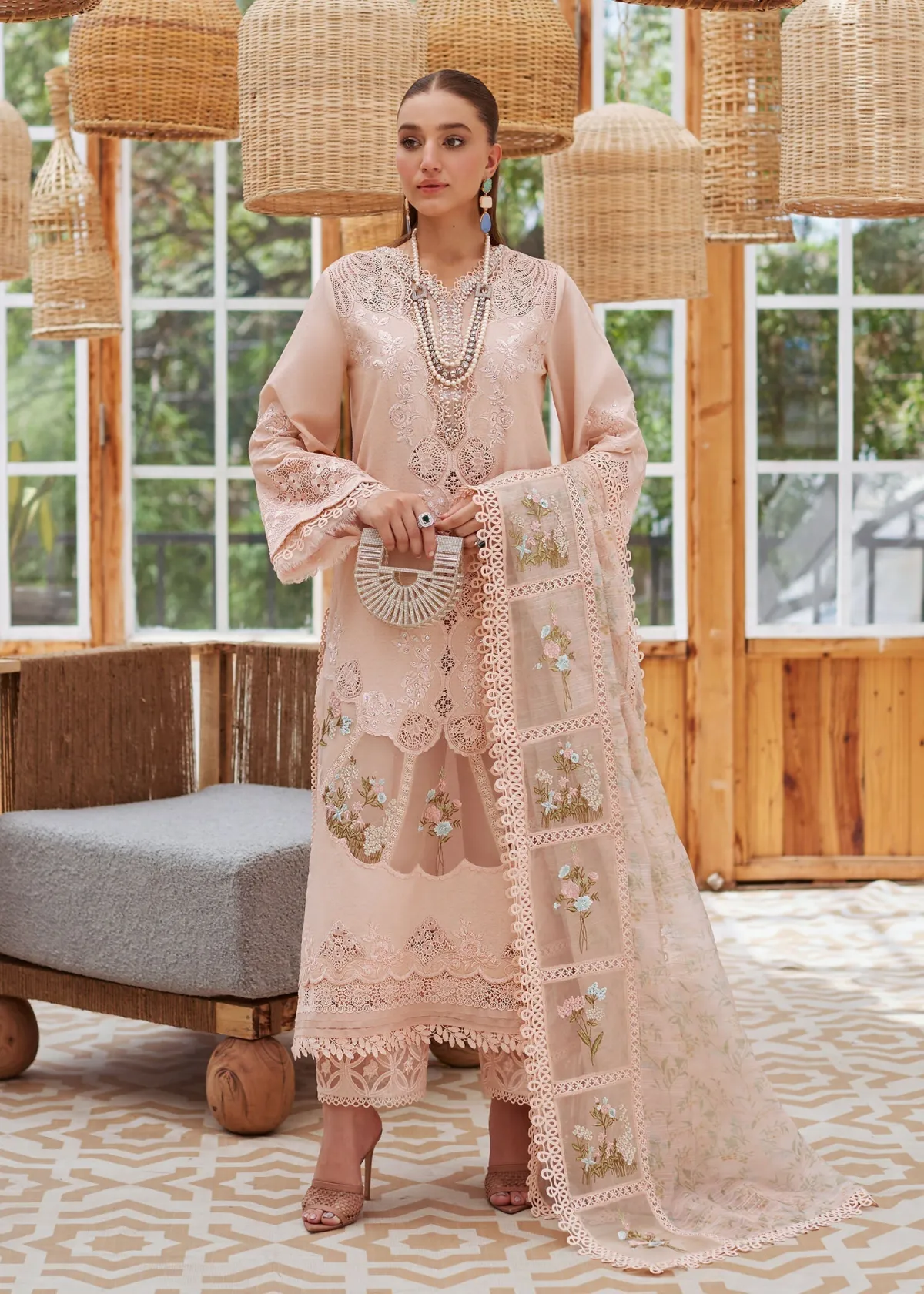 Gorgeous Embroidery Unstitch