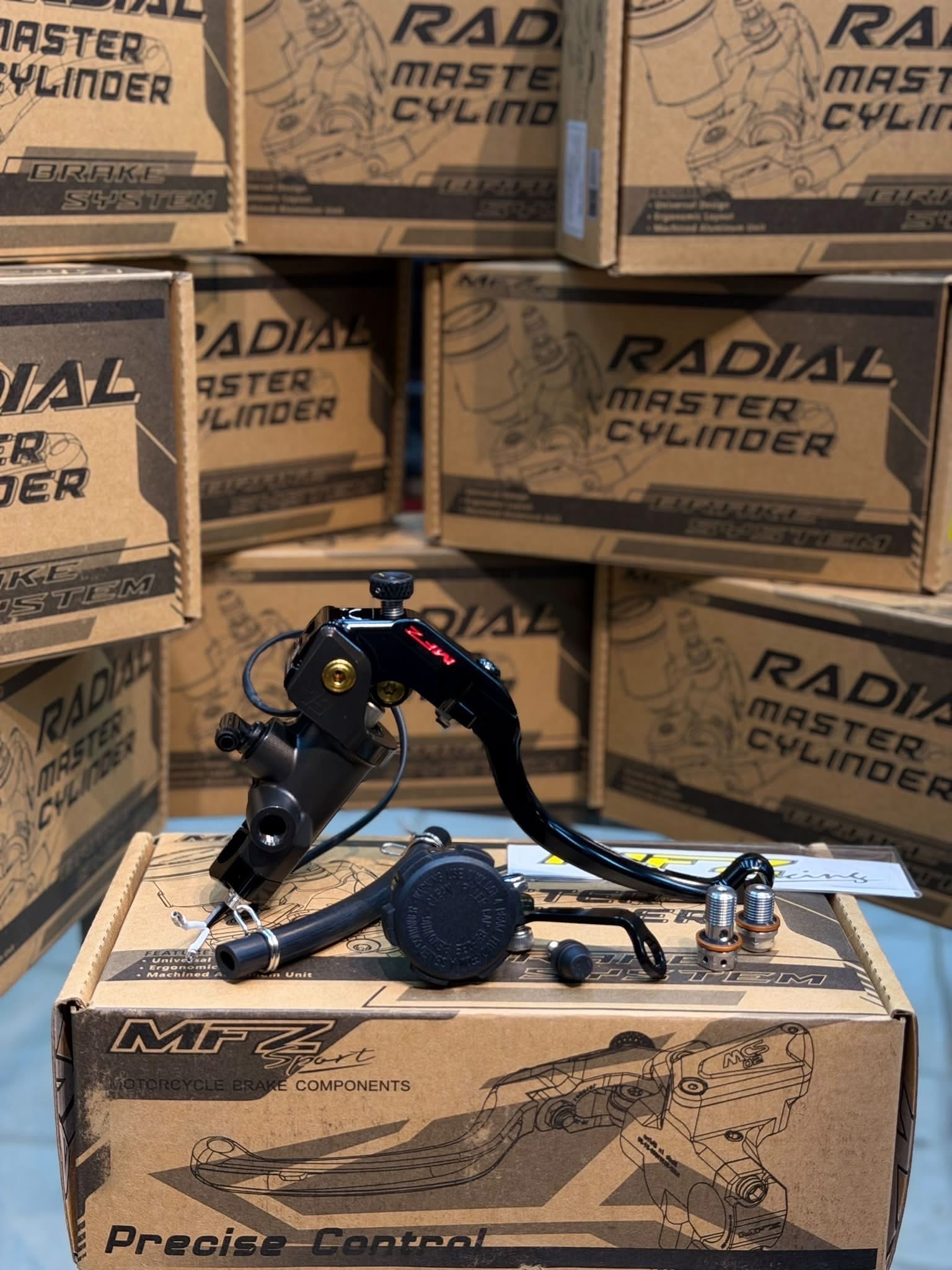 MFZ MASTERCYLINDER