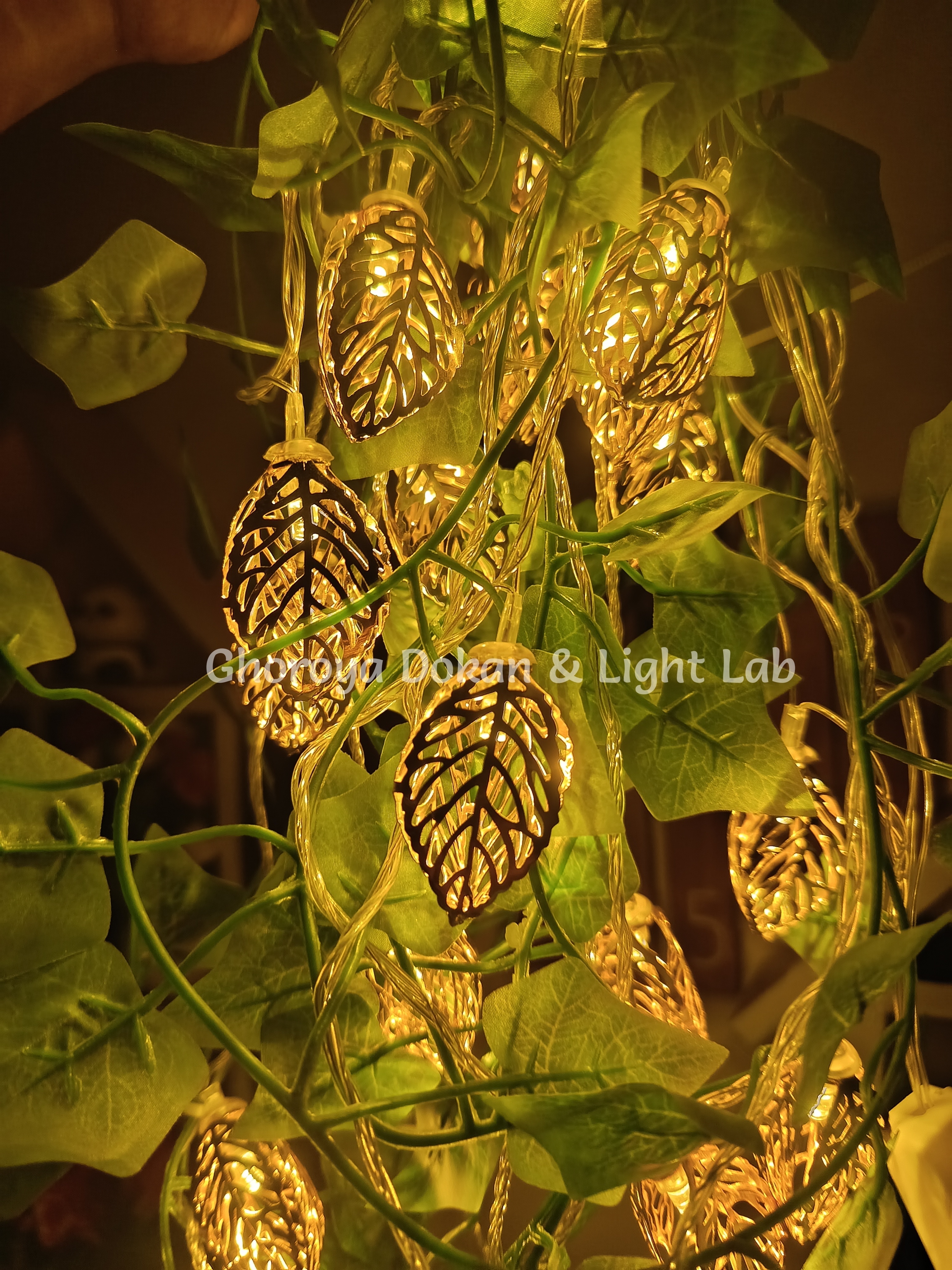লতাযুক্ত Metal Leaf Fairy light (12 feet)