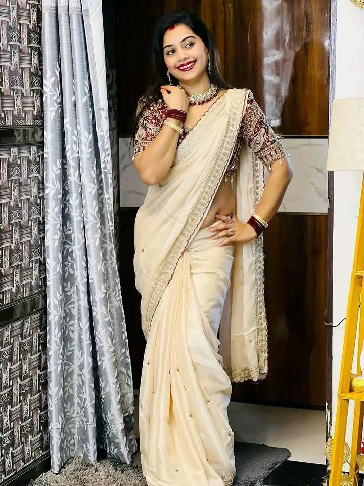 গর্জিয়াস জিম্মিচু শাড়ির সাথে রেডি ব্লাউজ | Limited Stock! | nusaibabd.com_img_1