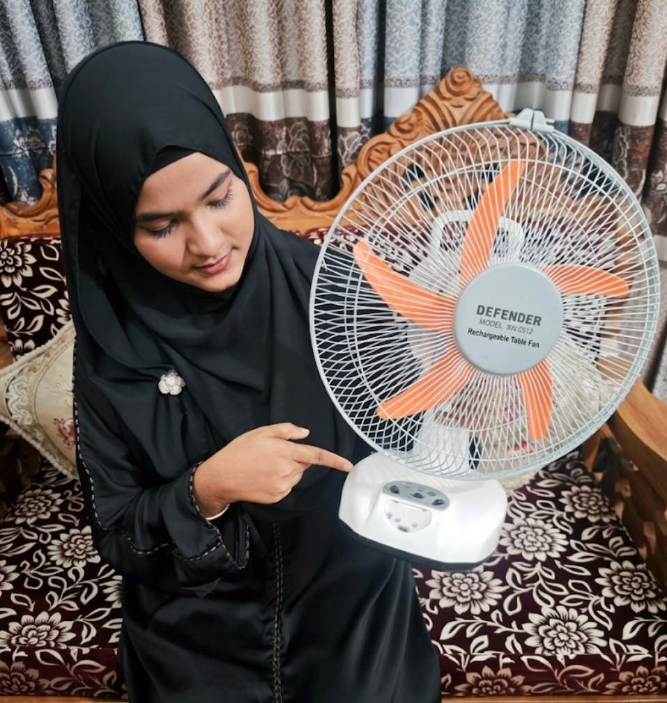 DEFENDER 12" Rechargeable Fan_img_3
