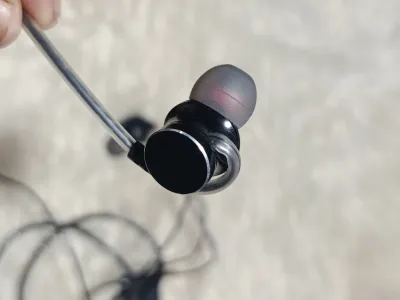 QKZ DM 10 Wired Headphone_img_3